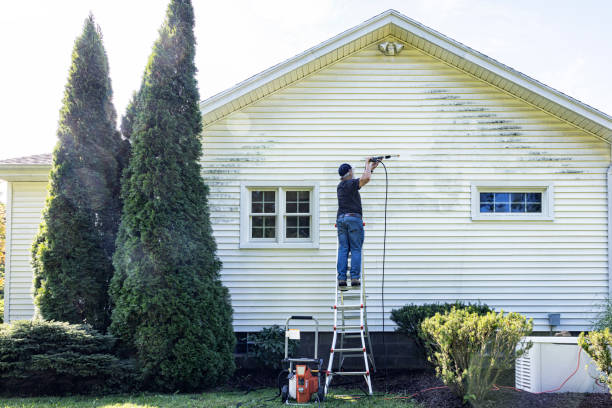 Garage Pressure Washing in Rock Island, IL